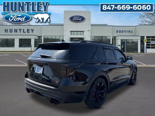 Used 2023 Ford Explorer ST w/ Technology Package AWD/4WD image 4