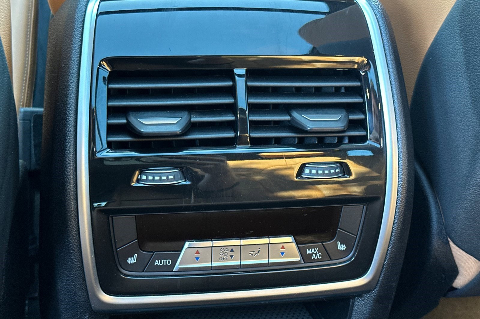 Used 2022 BMW X5 xDrive45e w/ M Sport Package image 16