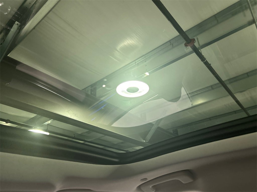 Used 2025 Lincoln Nautilus Premier w/ Equipment Group 102A image 25