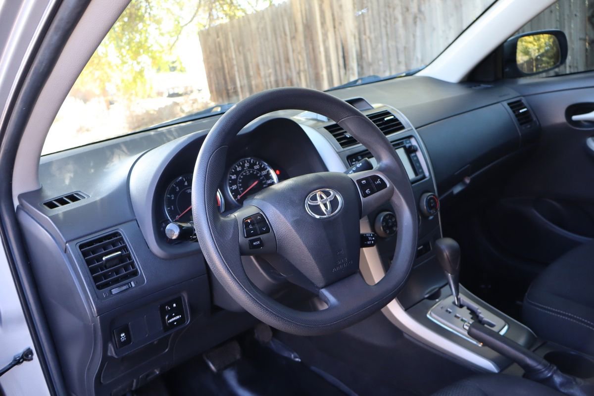 Used 2013 Toyota Corolla S w/ Premium Pkg image 15
