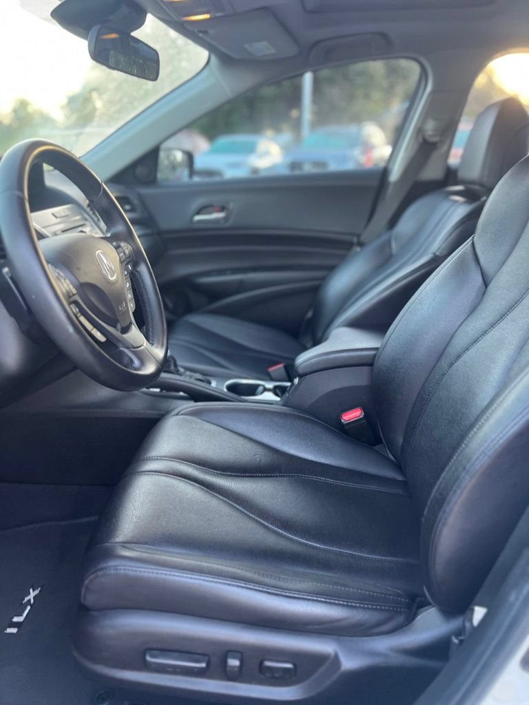 Used 2019 Acura ILX FWD image 18