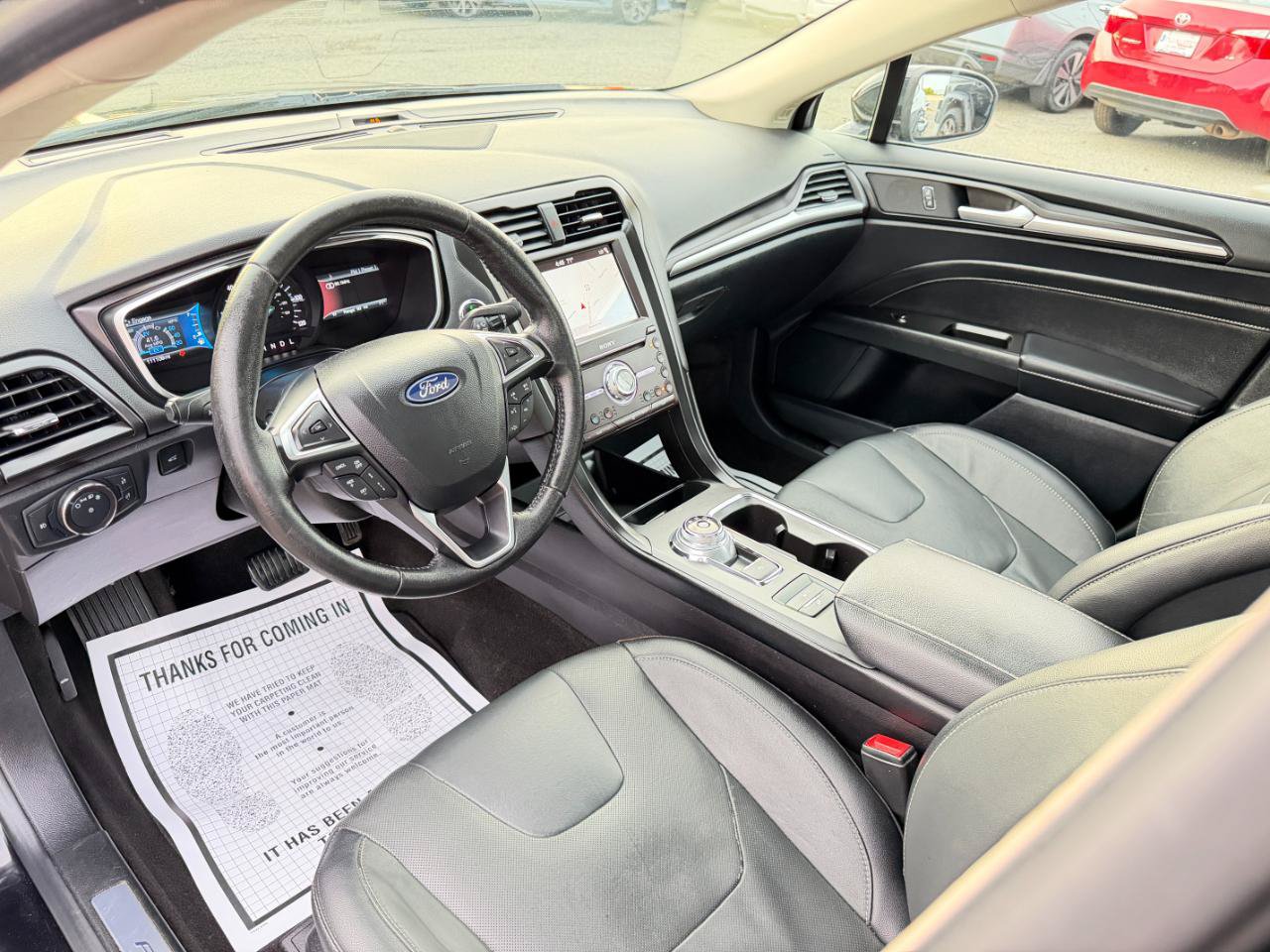 Used 2019 Ford Fusion Energi Titanium FWD image 11