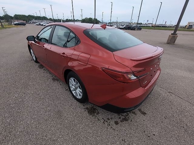 Used 2026 Toyota Camry LE w/ Convenience Package FWD image 8