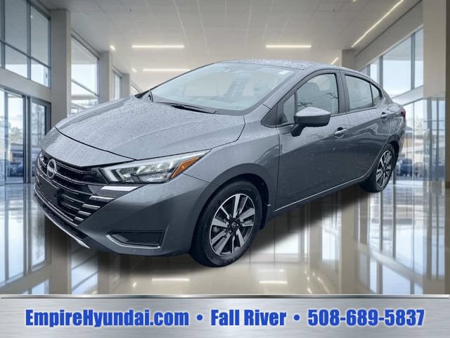 Used 2025 Nissan Versa SV w/ Trunk Package FWD image 1