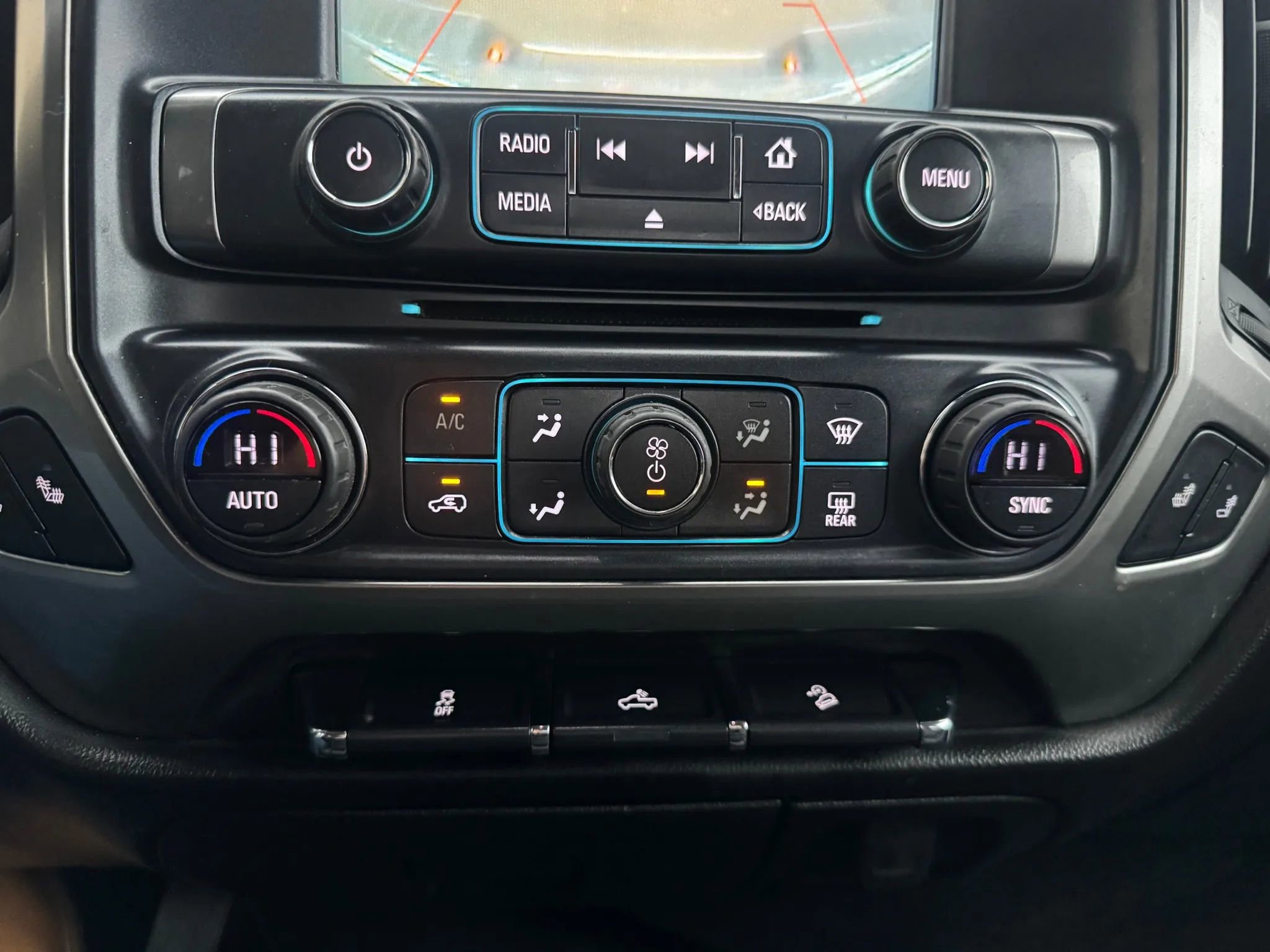 Used 2018 Chevrolet Silverado 1500 LT w/ All Star Edition image 20