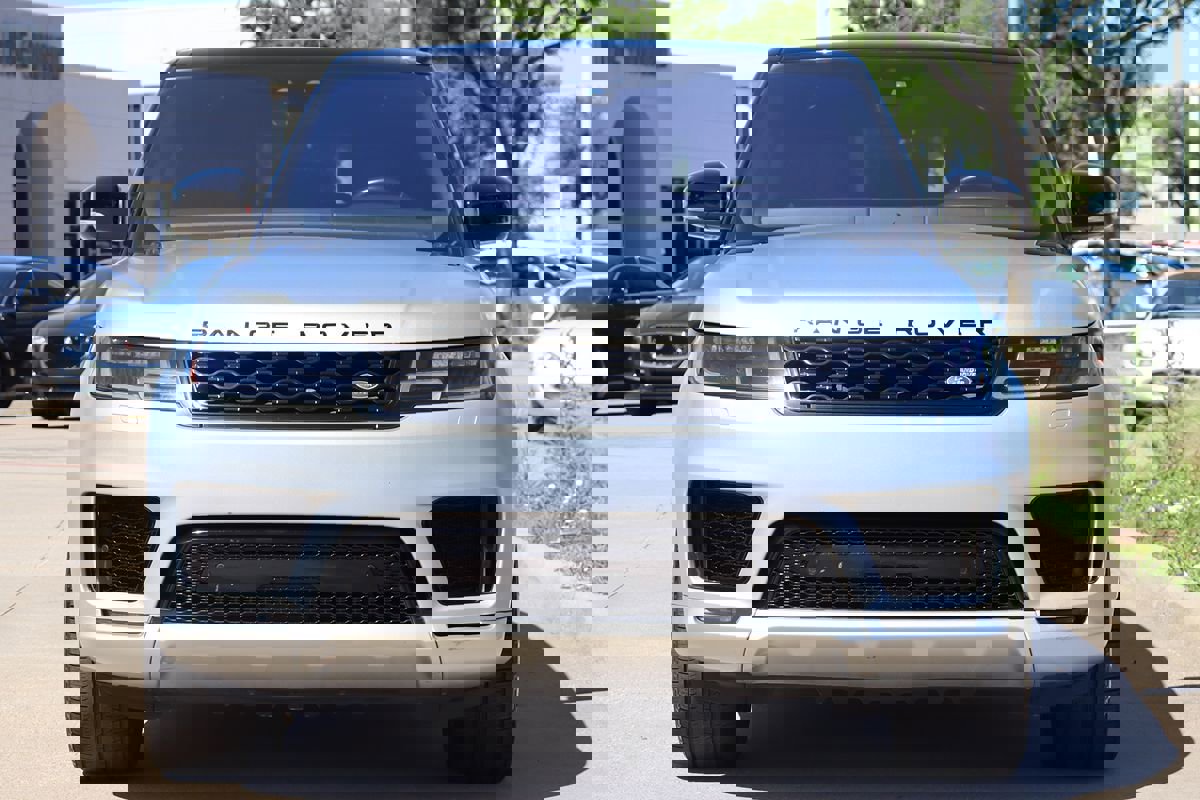 Used 2018 Land Rover Range Rover Sport HSE Dynamic image 3