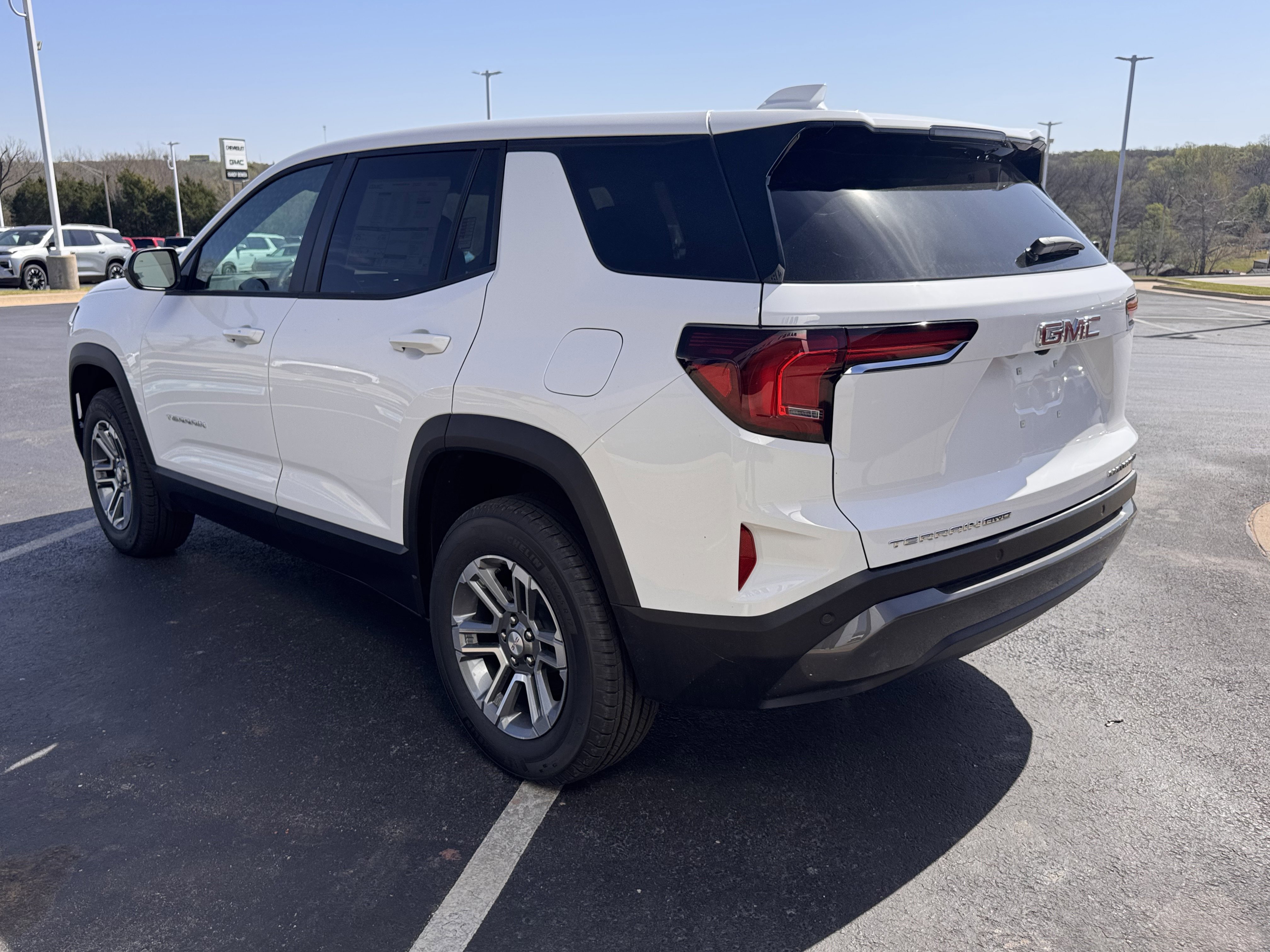 New 2025 GMC Terrain Elevation image 3