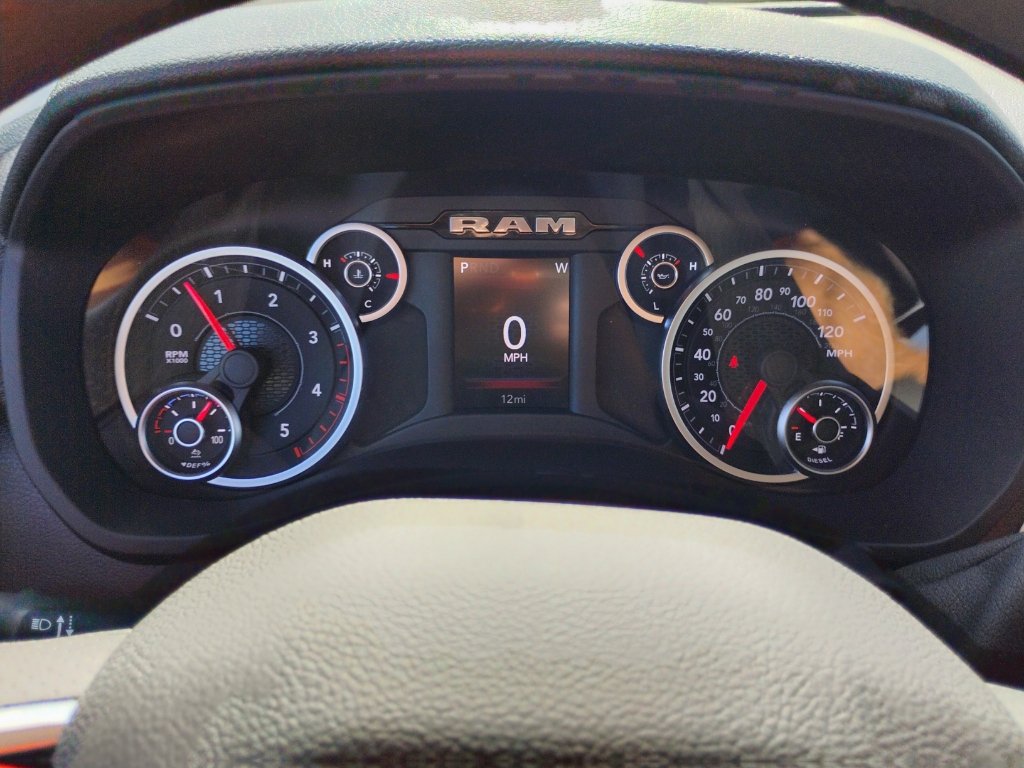 New 2026 RAM 2500 Tradesman AWD/4WD image 34