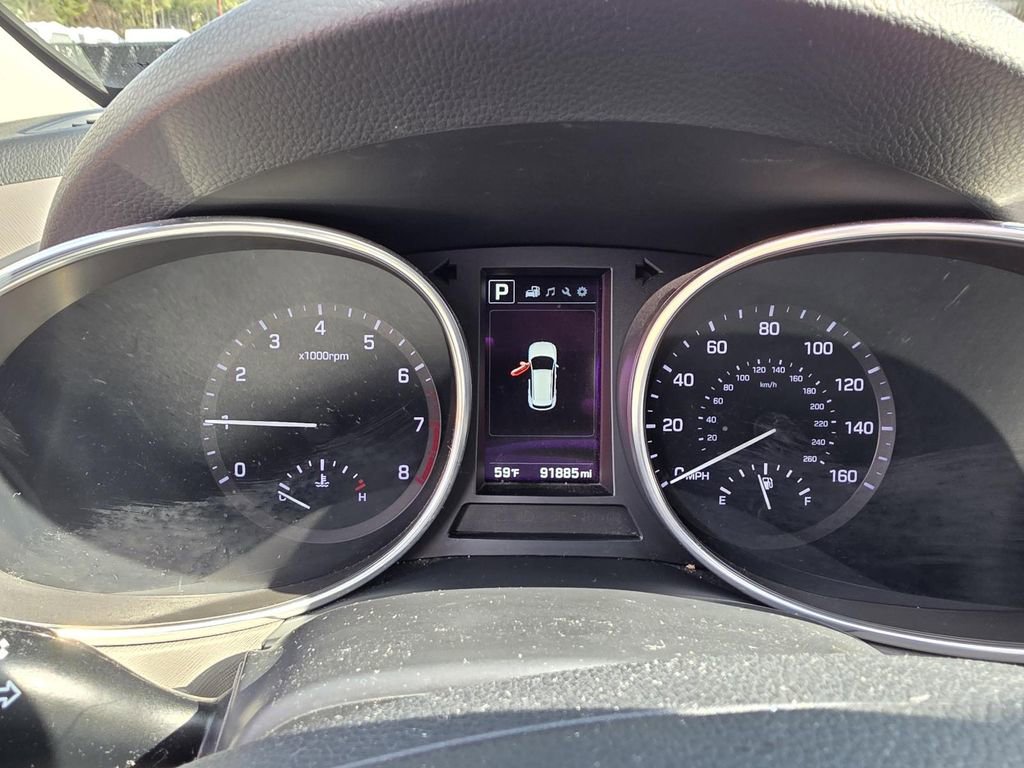 Used 2017 Hyundai Santa Fe Sport image 14