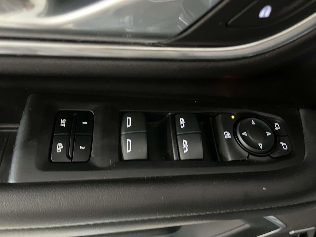 Used 2024 Chevrolet Tahoe LT image 17