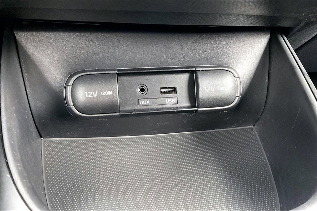 Used 2015 Kia Soul image 32