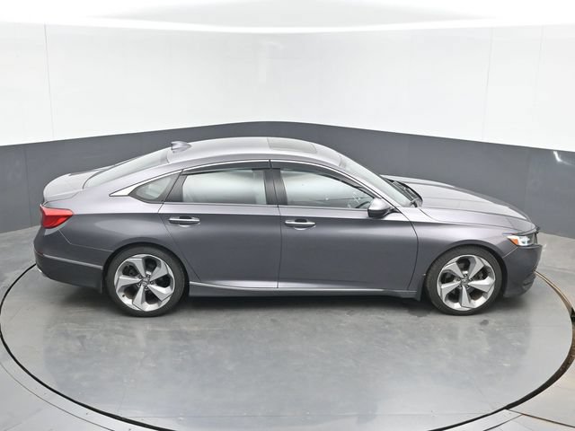 Used 2018 Honda Accord Touring image 27