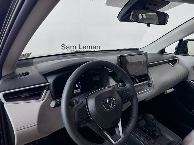 New 2026 Toyota Corolla Cross LE image 9