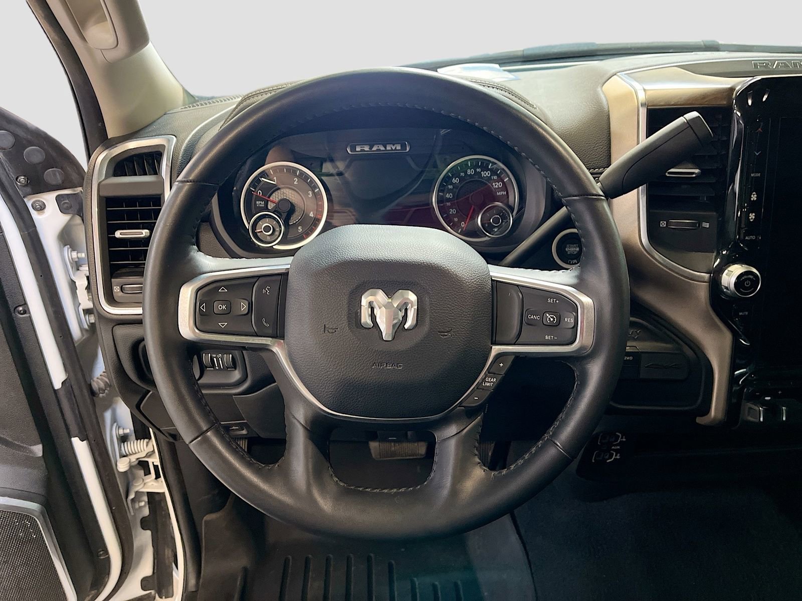 Used 2024 RAM 2500 Laramie image 11