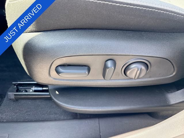 Used 2024 Chevrolet Equinox LS w/ LS Convenience Package image 12