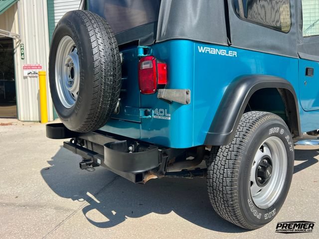 Used 1992 Jeep Wrangler 4WD image 44