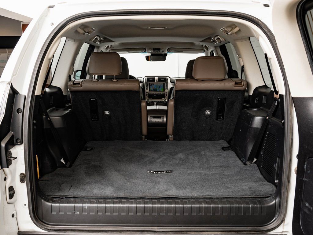 Used 2020 Lexus GX 460 Premium image 19