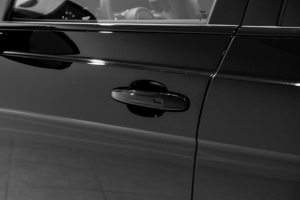 Used 2023 Bentley Bentayga Speed image 46