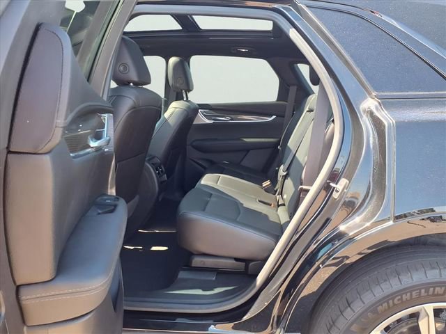 Used 2022 Cadillac XT5 Sportv image 11