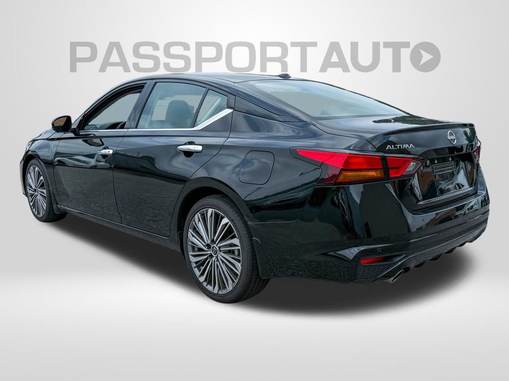 Certified 2025 Nissan Altima 2.5 SL FWD image 3