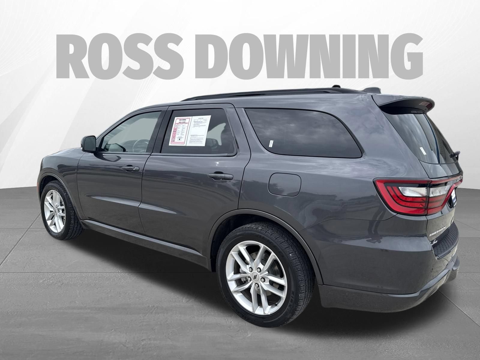 Used 2024 Dodge Durango GT RWD image 4