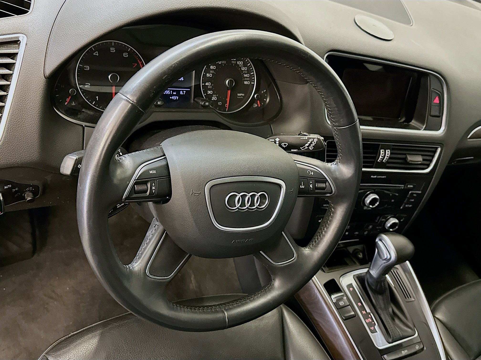 Used 2017 Audi Q5 2.0T Premium image 18