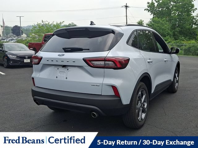 Certified 2025 Ford Escape ST-Line Select AWD/4WD image 11