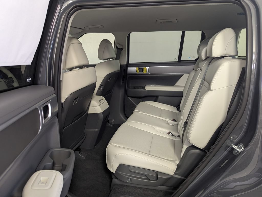 New 2026 Hyundai Santa Fe SEL FWD image 23