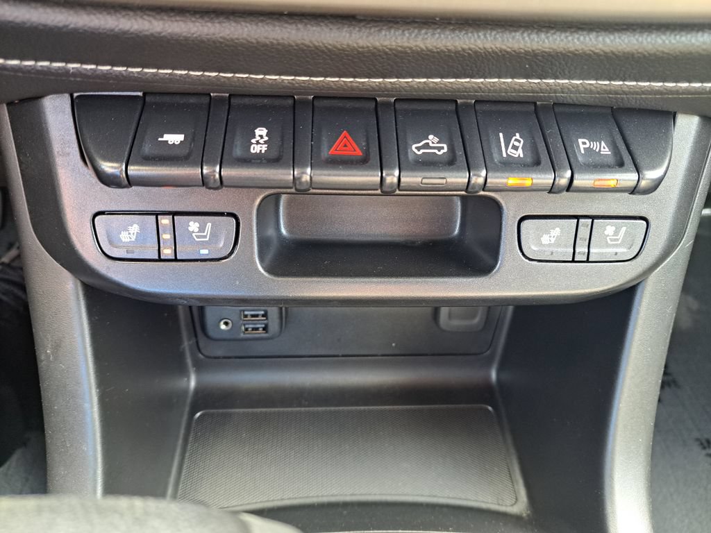 Used 2021 GMC Canyon Denali AWD/4WD image 15
