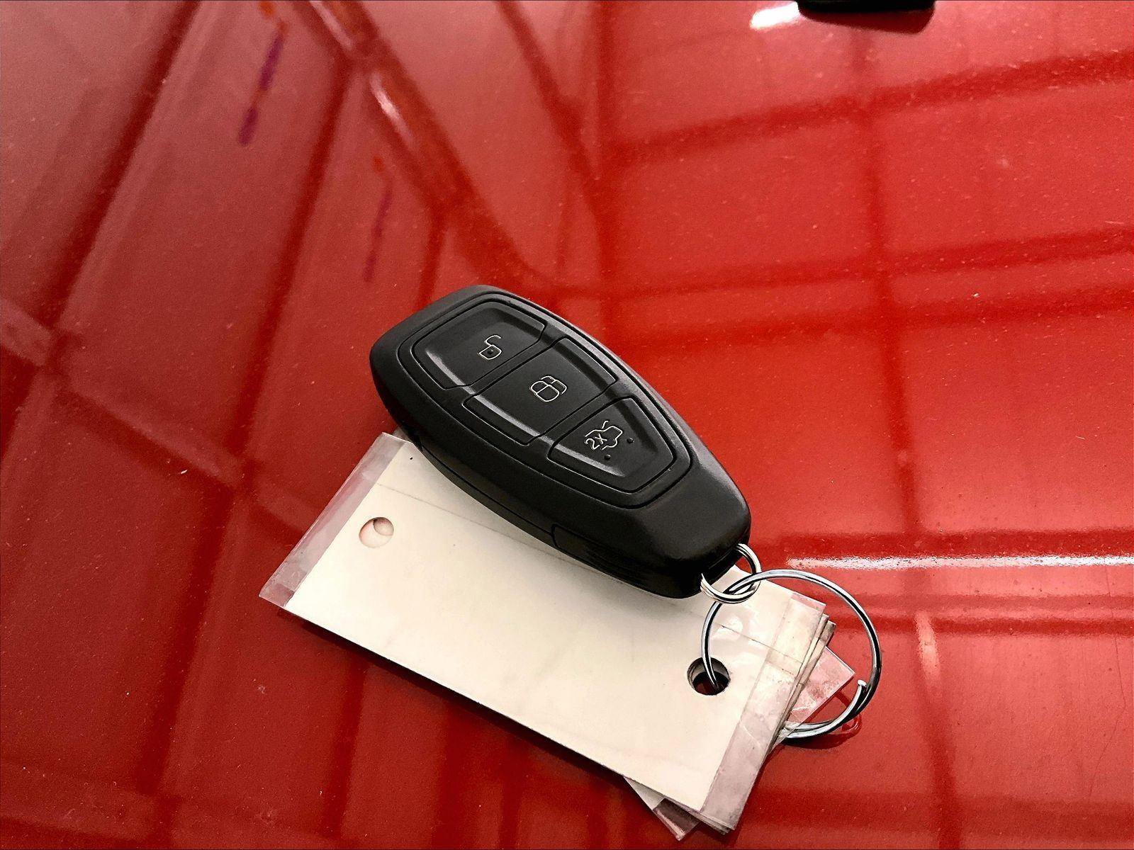 Used 2018 Ford Focus ST FWD image 9