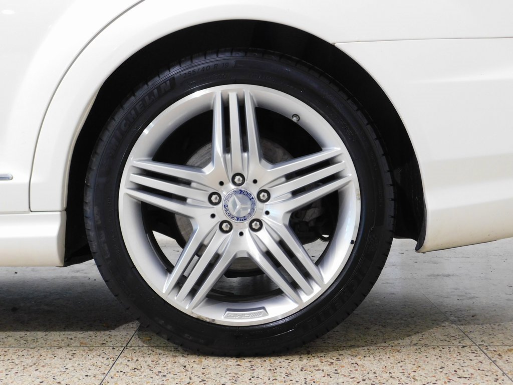Used 2012 Mercedes-Benz S 550 4MATIC image 97
