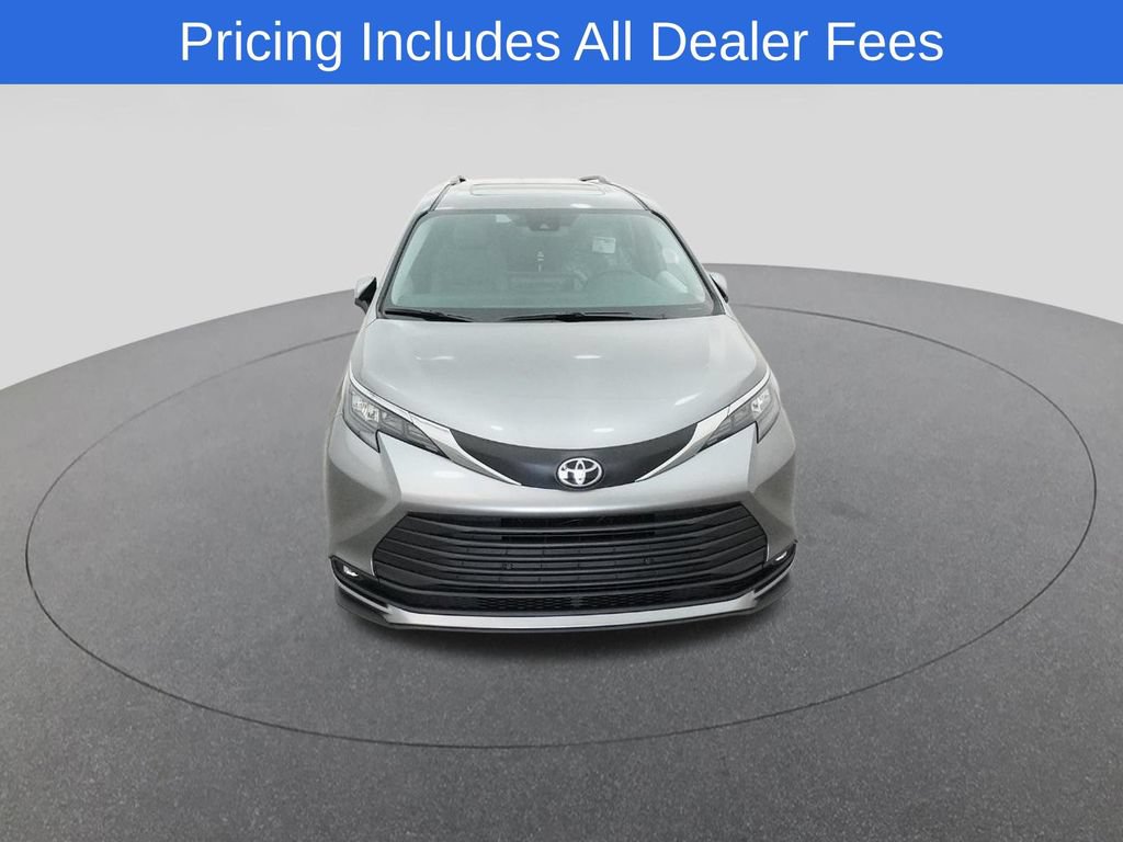 New 2026 Toyota Sienna XLE FWD image 15