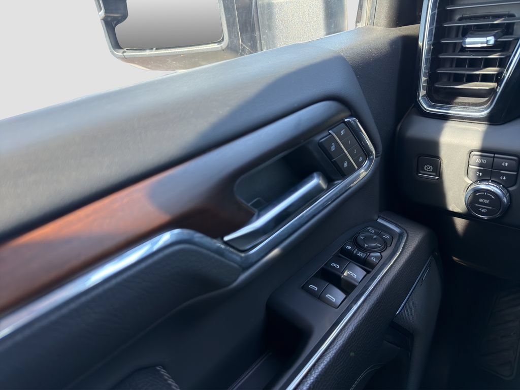 Used 2024 GMC Sierra 2500 Denali w/ Denali Reserve Package AWD/4WD image 29