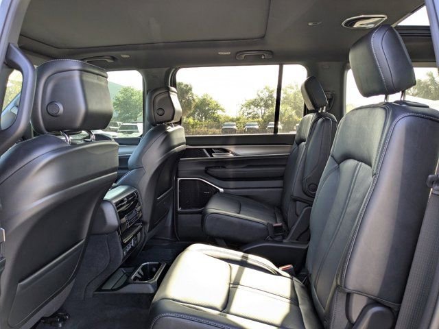 New 2026 Jeep Grand Wagoneer Limited AWD/4WD image 15