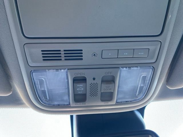 Used 2016 Honda Odyssey EX-L image 22