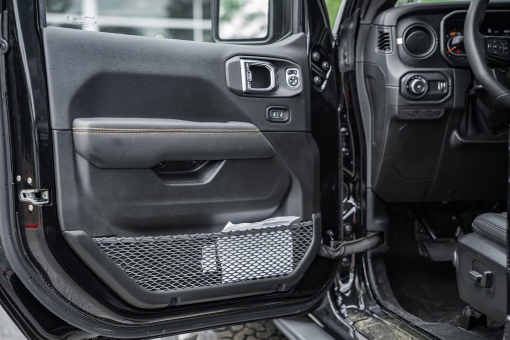 New 2025 Jeep Wrangler Rubicon 392 image 38