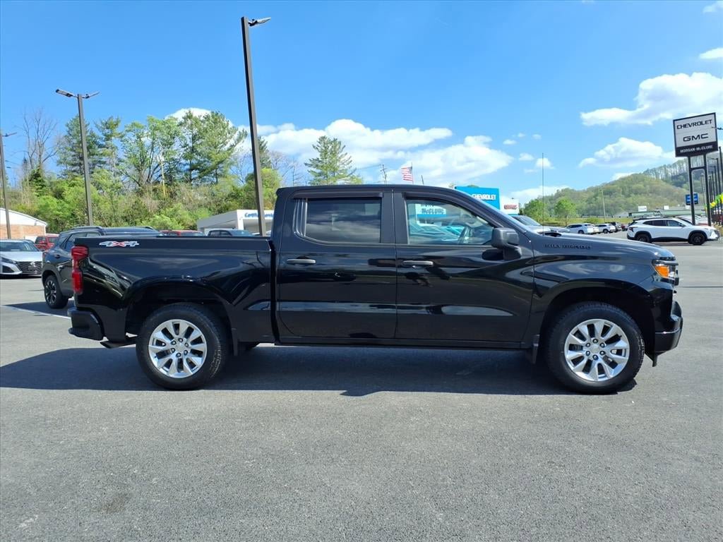 Used 2023 Chevrolet Silverado 1500 Custom w/ LPO, Dark Essentials Package AWD/4WD image 8