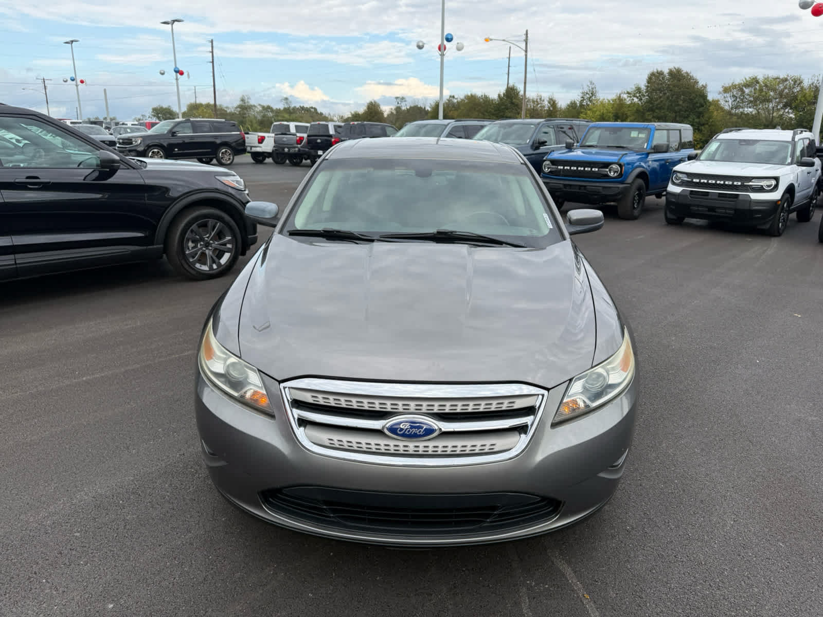 Used 2012 Ford Taurus SEL FWD image 20