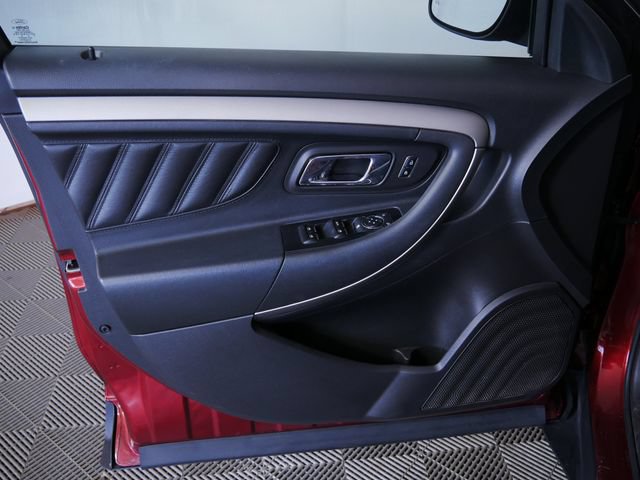 Used 2014 Ford Taurus SEL w/ Equipment Group 201A FWD image 17