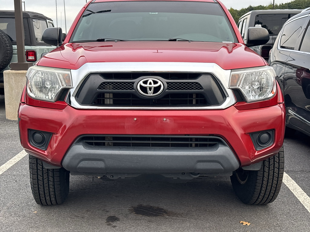 Used 2014 Toyota Tacoma PreRunner w/ SR5 Package RWD image 2