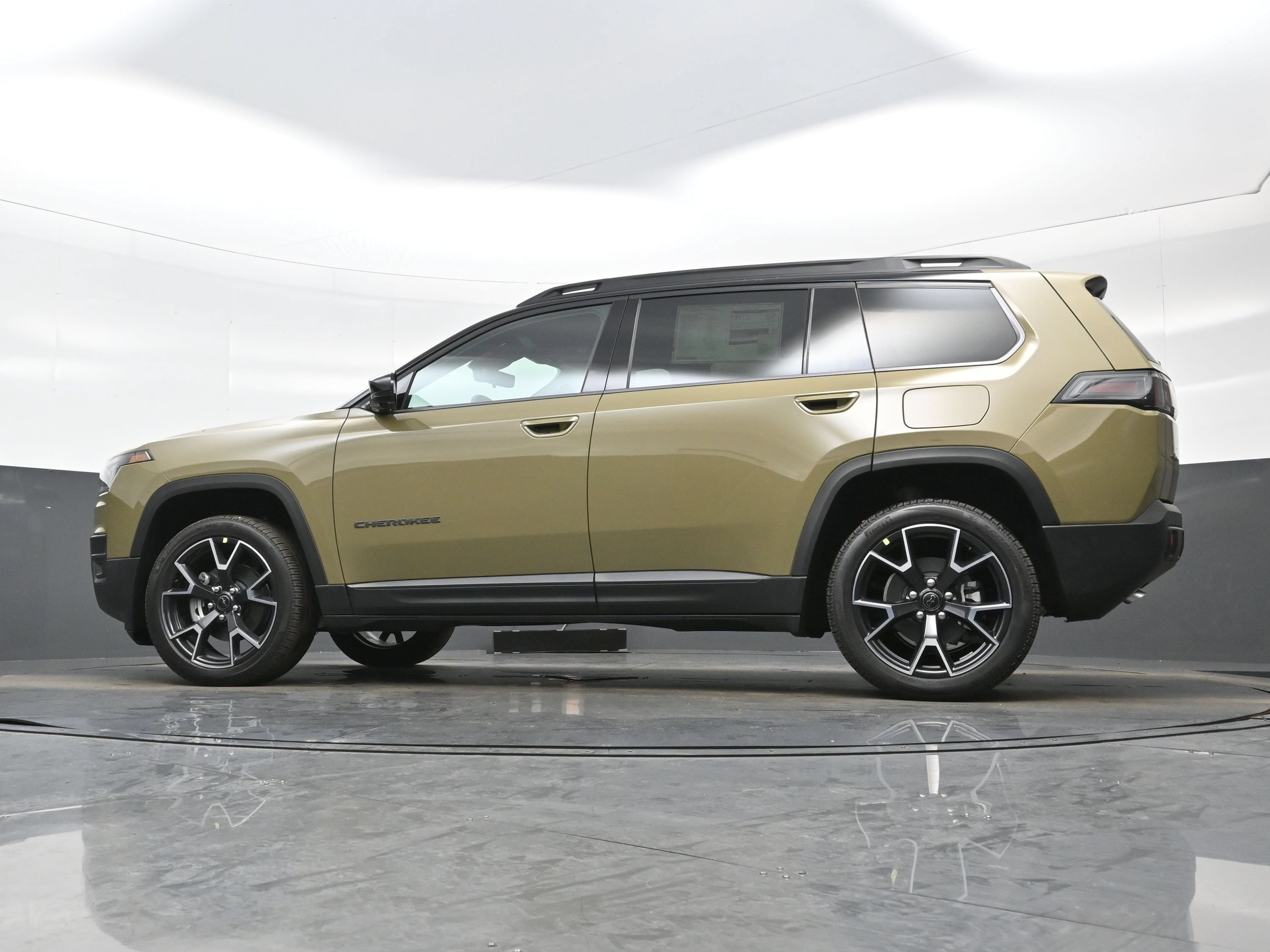 New 2026 Jeep Cherokee Overland w/ Trailer Tow Group AWD/4WD image 15