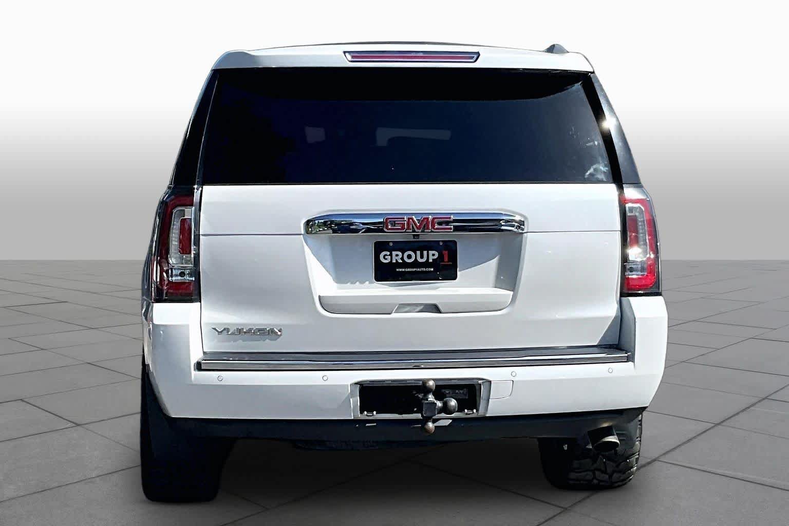 Used 2016 GMC Yukon Denali w/ Open Road Package AWD/4WD image 5