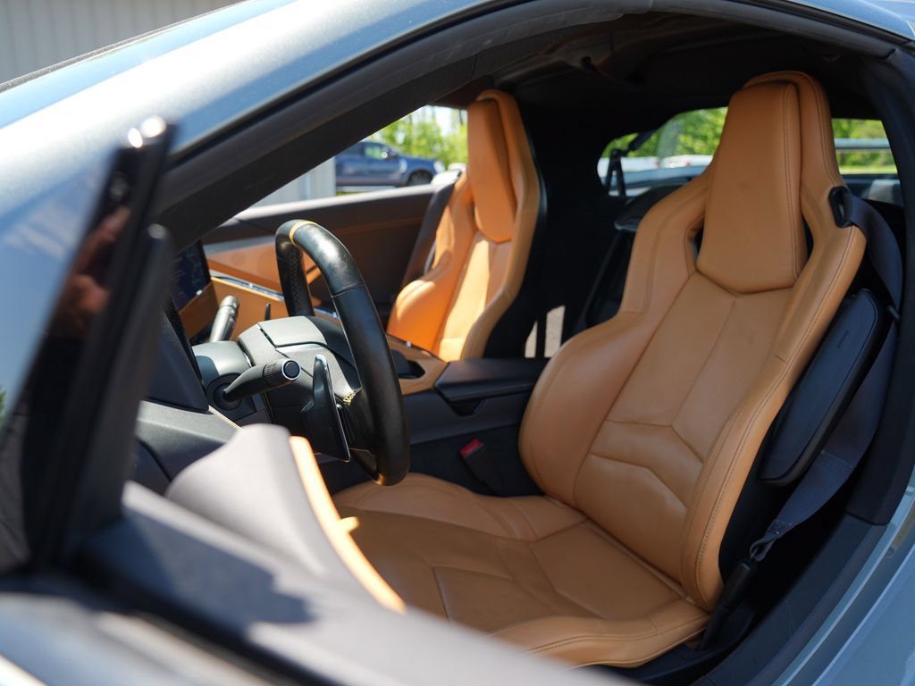 Used 2022 Chevrolet Corvette Stingray Preferred Cpe w/ Z51 Performance Package RWD image 18