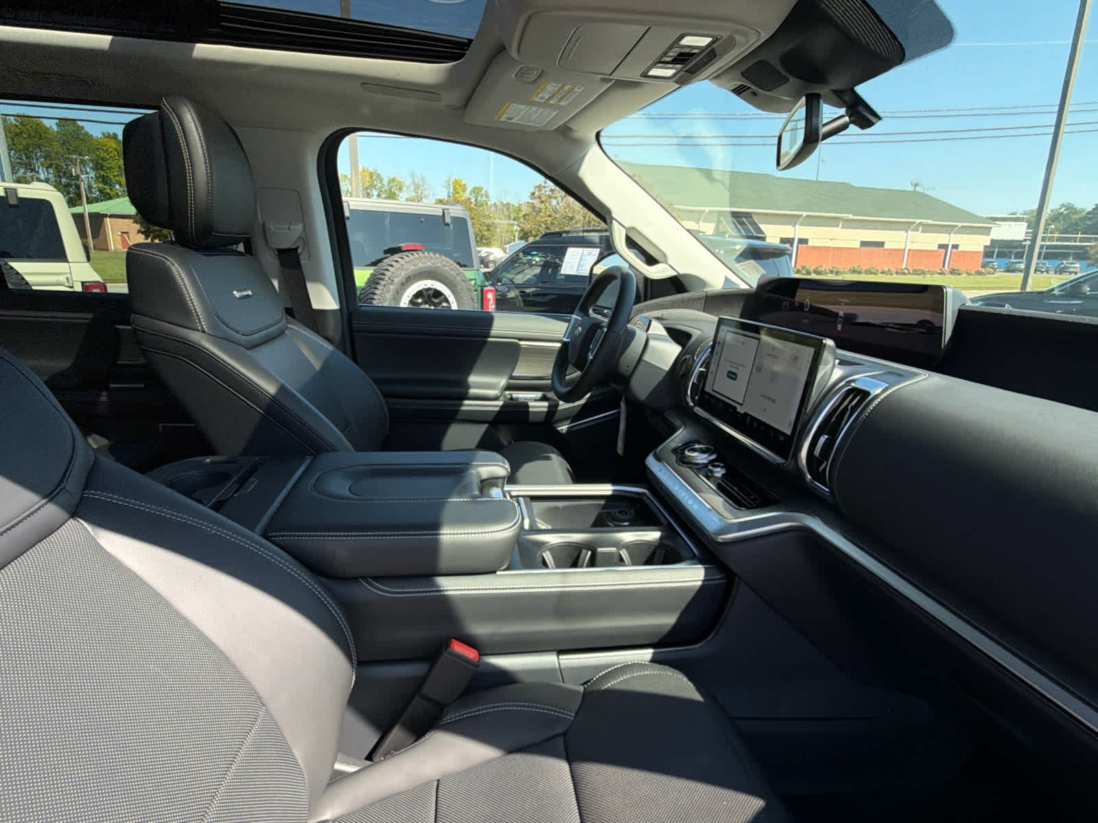 New 2027 Ford Expedition Max Platinum w/ Driver's Package AWD/4WD image 9