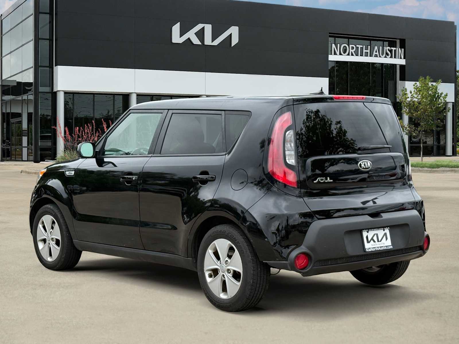 Used 2016 Kia Soul FWD image 7