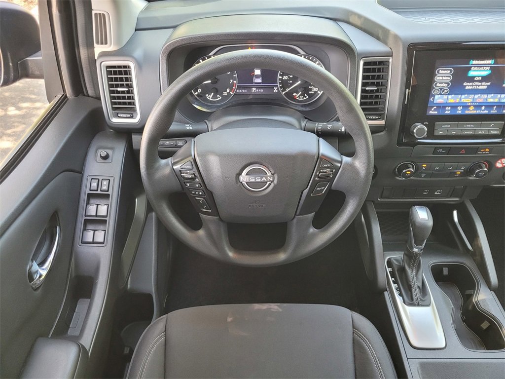 Used 2023 Nissan Frontier SV image 11