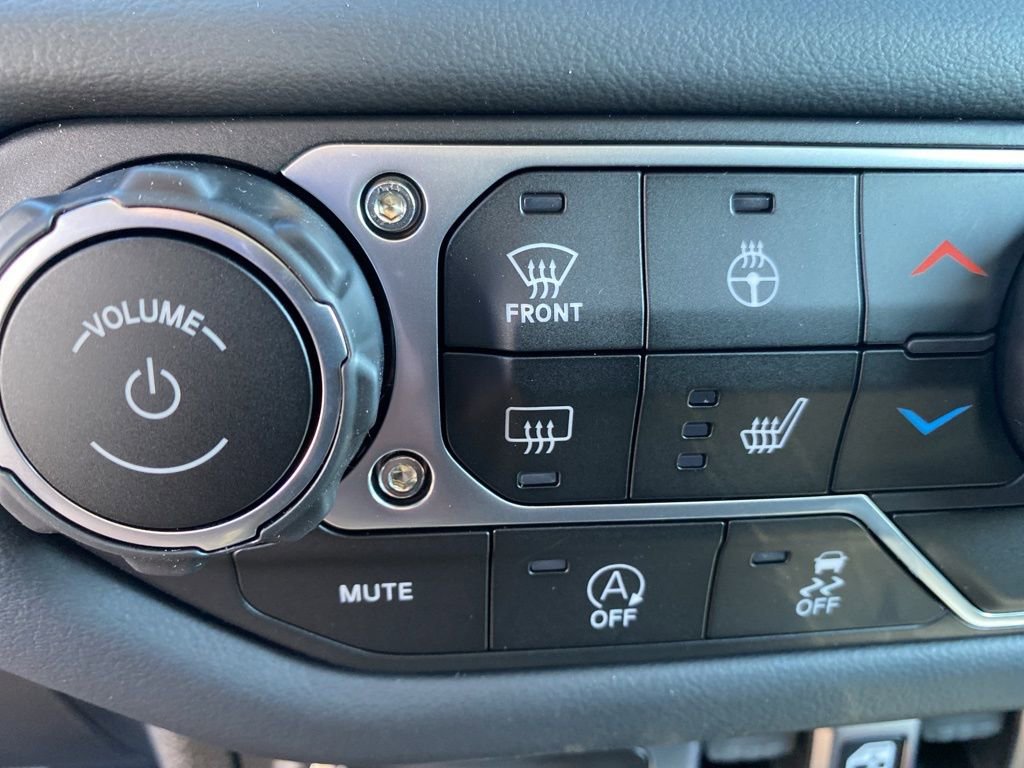 New 2025 Jeep Wrangler Sahara w/ Safety Group image 33