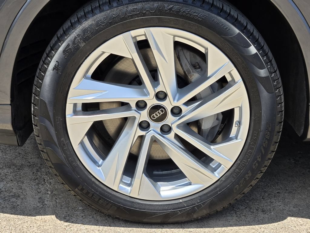 Certified 2023 Audi Q7 3.0T Prestige w/ Premium Plus Package AWD/4WD image 16