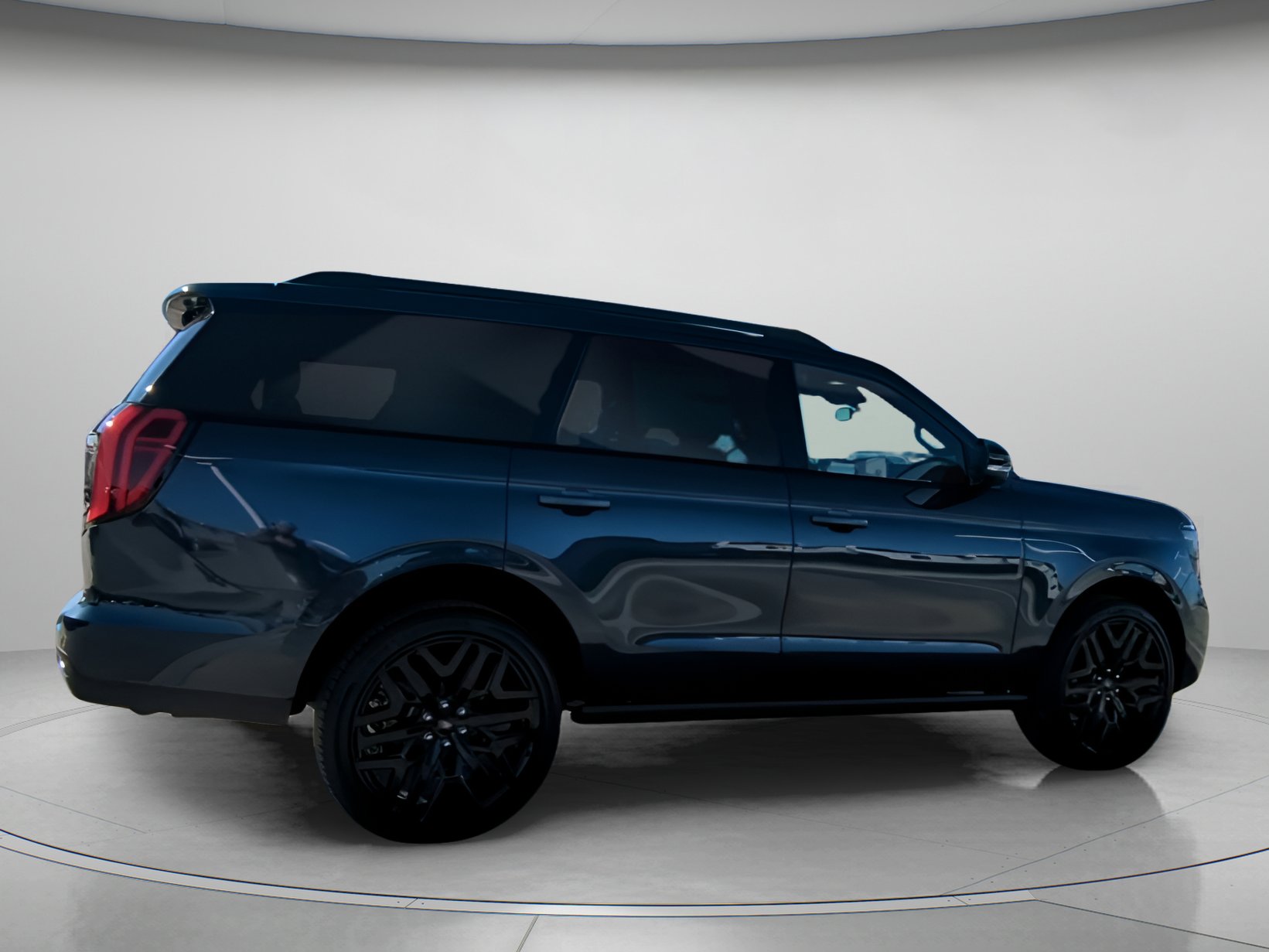 New 2026 Ford Expedition Platinum w/ Stealth Performance Package image 32