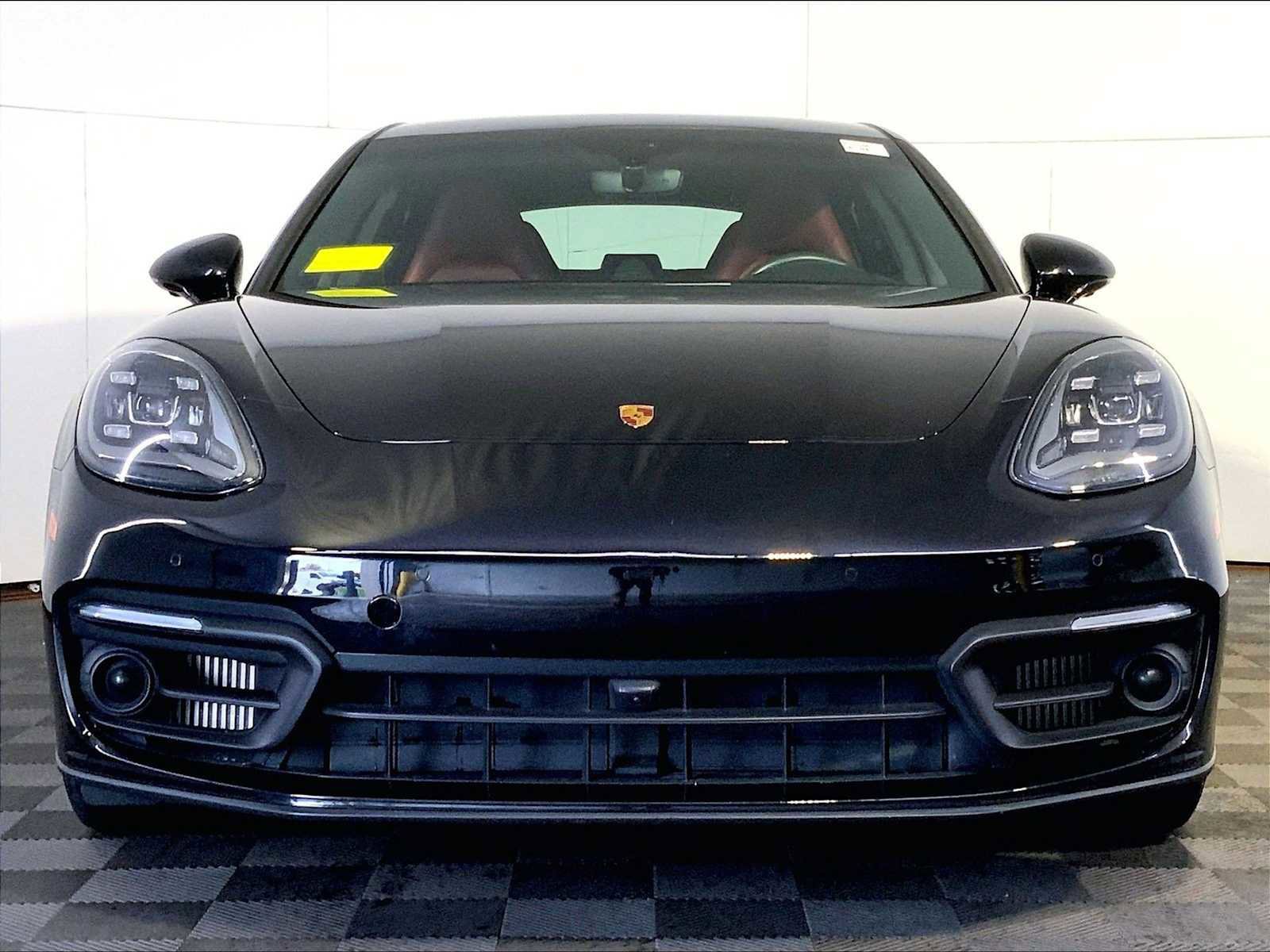 Certified 2023 Porsche Panamera 4 Platinum Edition AWD/4WD image 10